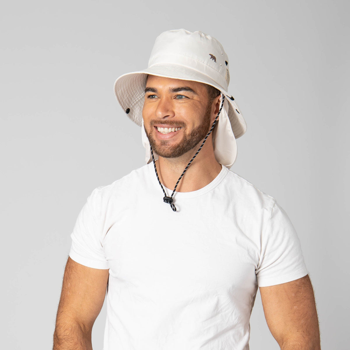 Outdoor Boonie Hat with Neck Flap and Adjustable Chin Cord