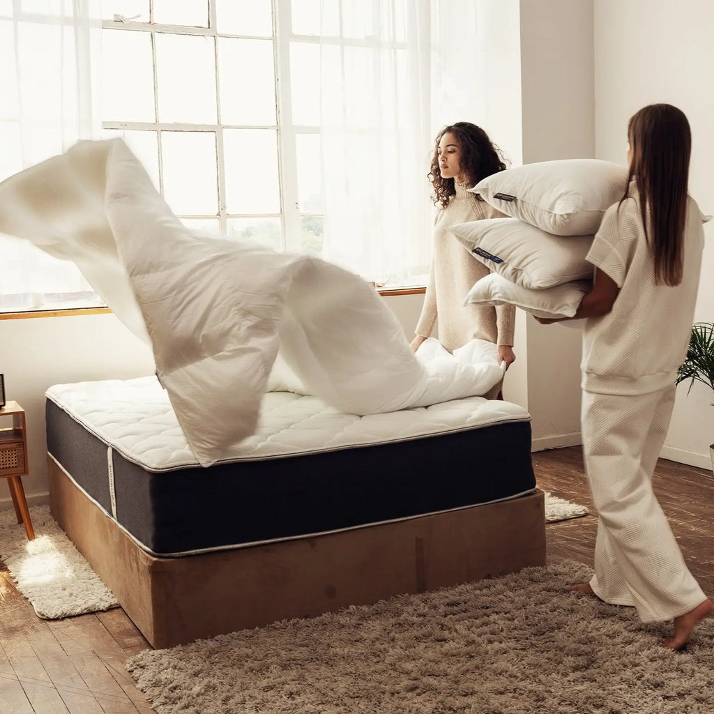 The Lincove Eiderdown Comforter