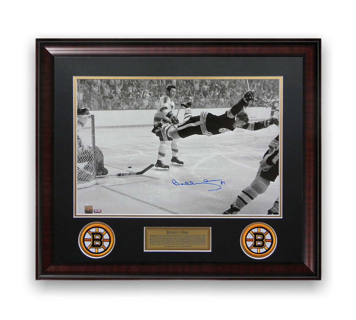 Bobby Orr Boston Bruins Autographed 16x20 Photo Framed to 23x27 Great North Road