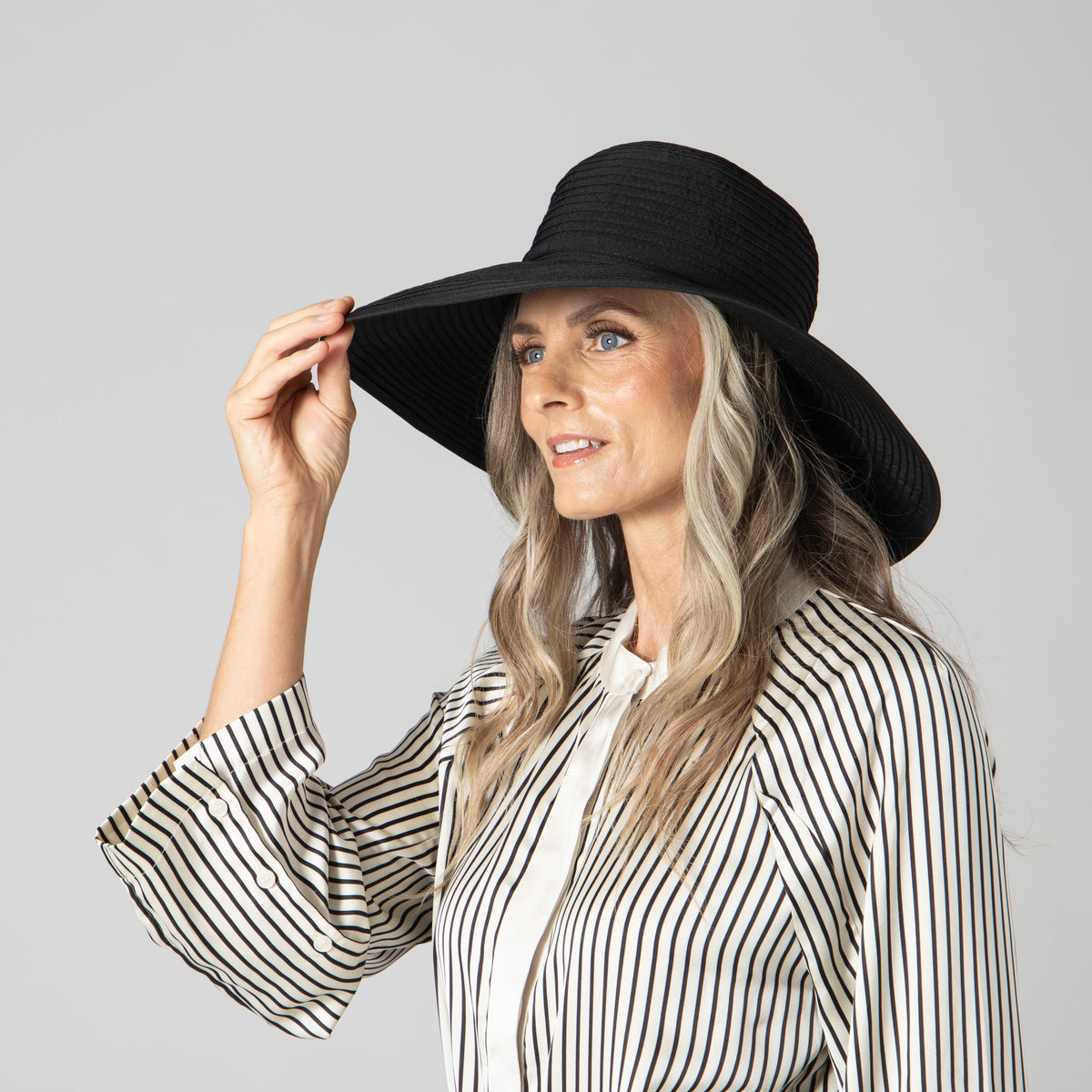 Women's Ribbon Braid Large Brim Hat