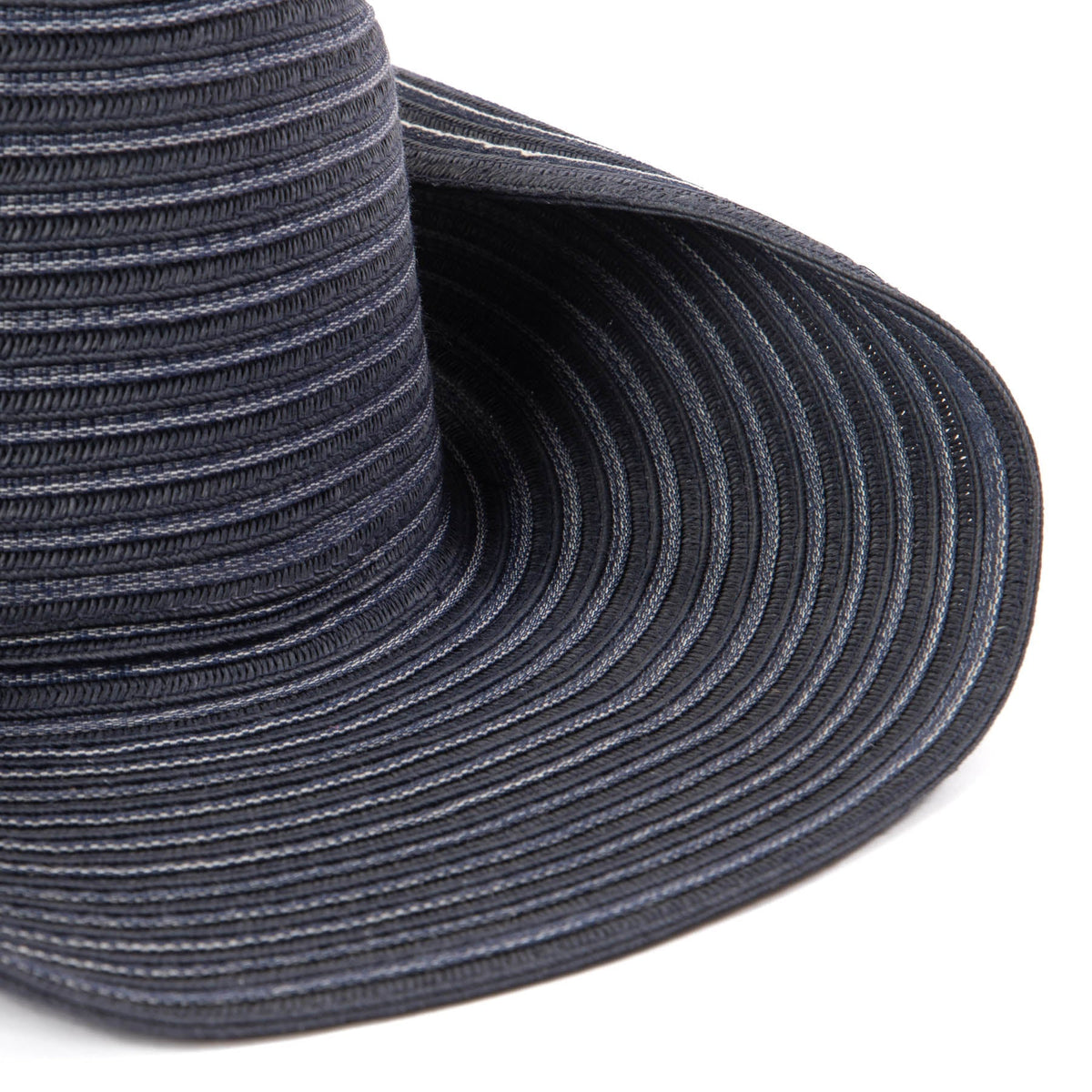 Luz - Cattleman's Crease Cowboy with Rolled Wire Brim