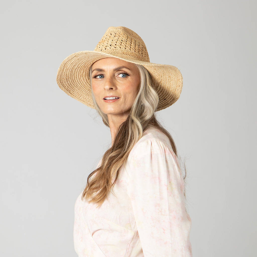 Women's Mixed Raffia Fedora w/ Hand Crochet Crown & Raffia Braid Brim