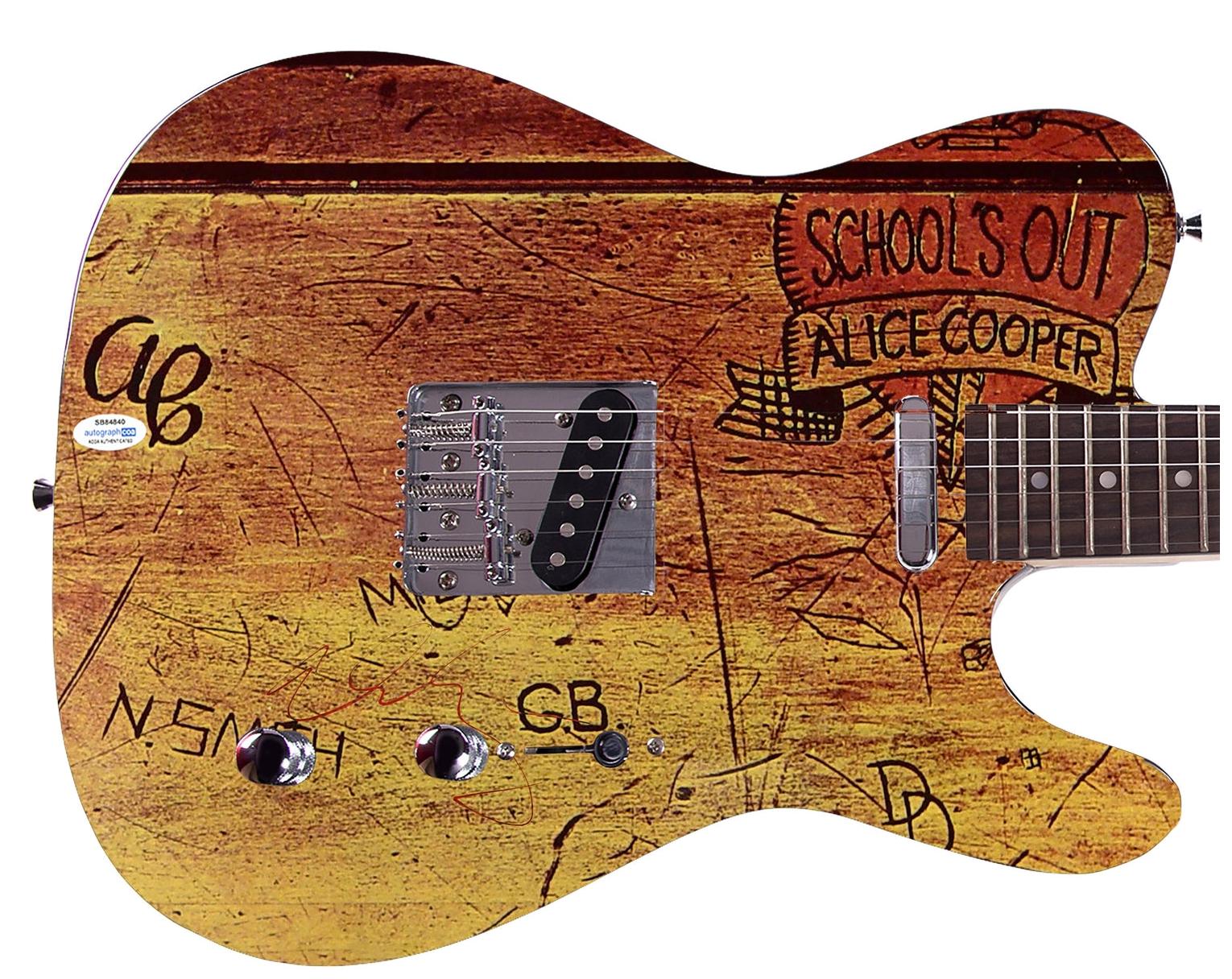 Alice Cooper Signed Schools Out Album CD Photo Graphics Guitar ACOA