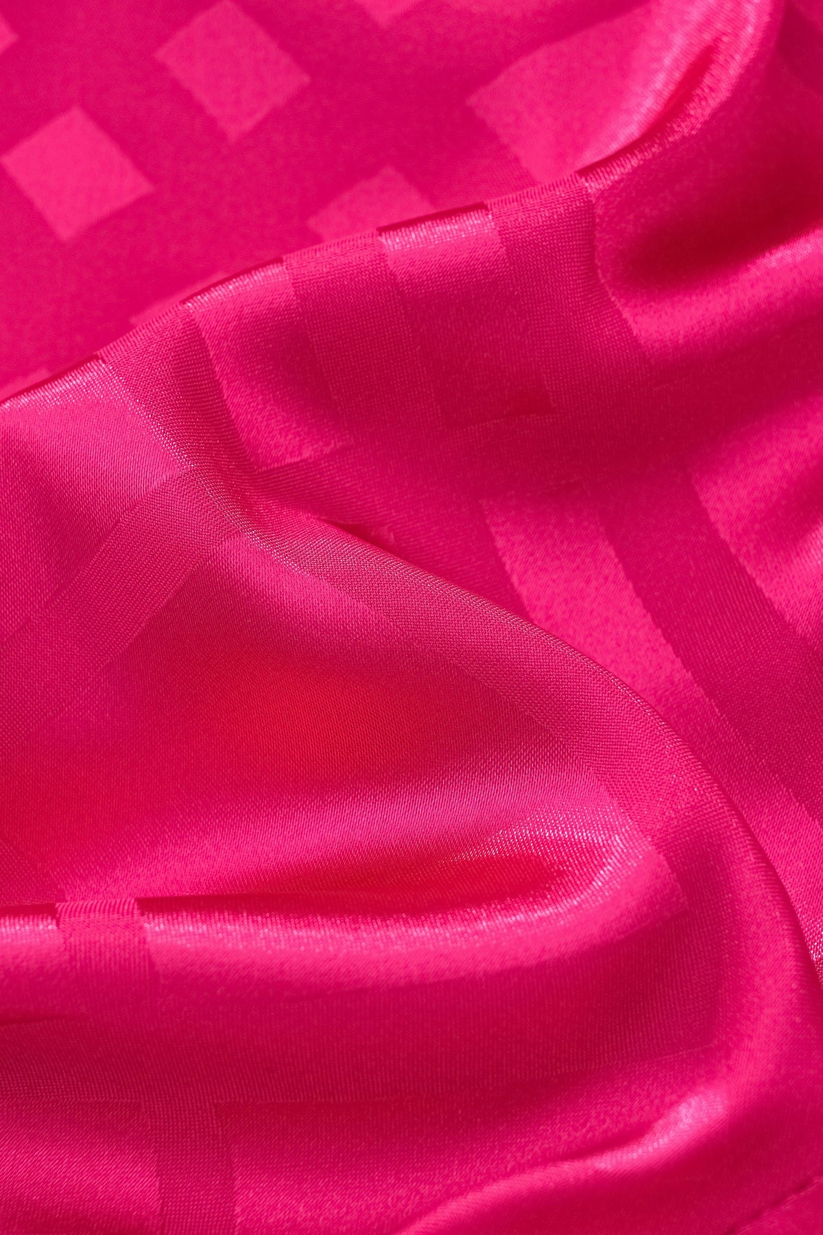 Barocco Essence Signature Men's Suit - Fuchsia