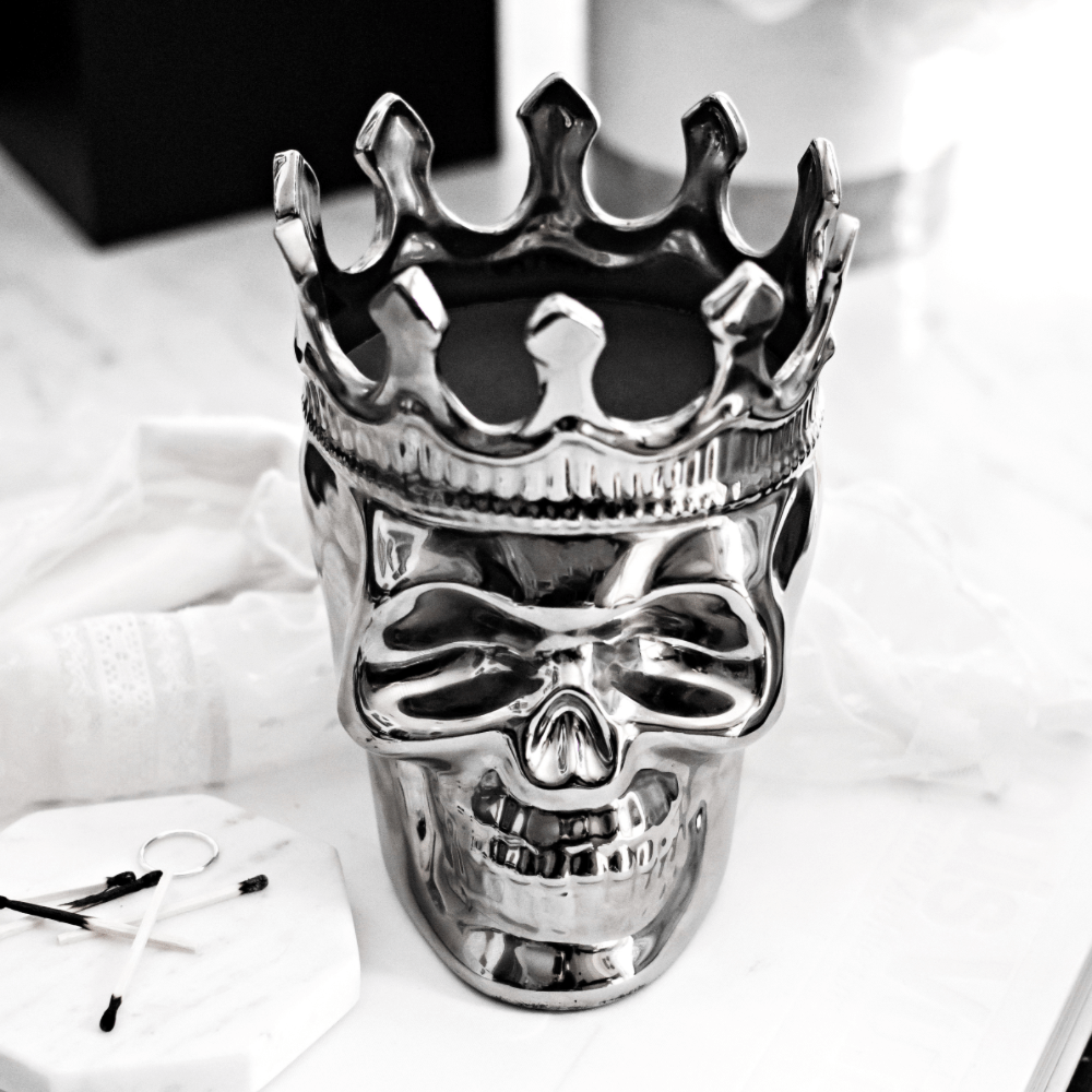 Silver Maximilien Skull in Thé Aroma