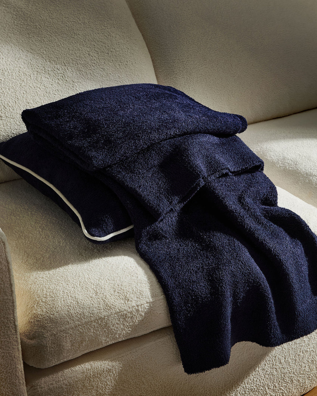 Cloud Silque Throw