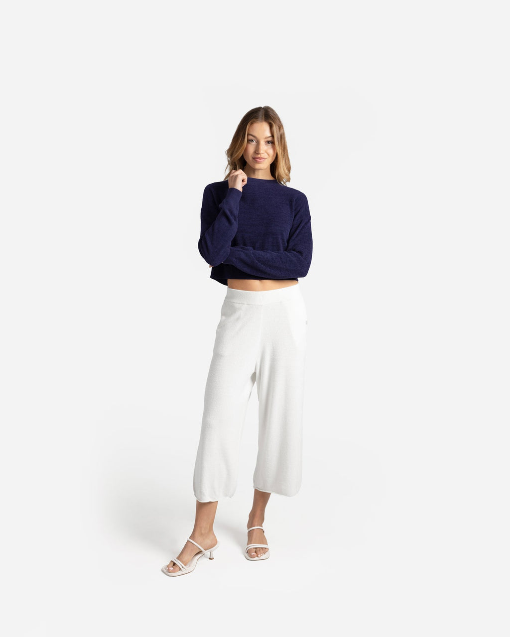 Cloud Cool Light Cropped Sweater
