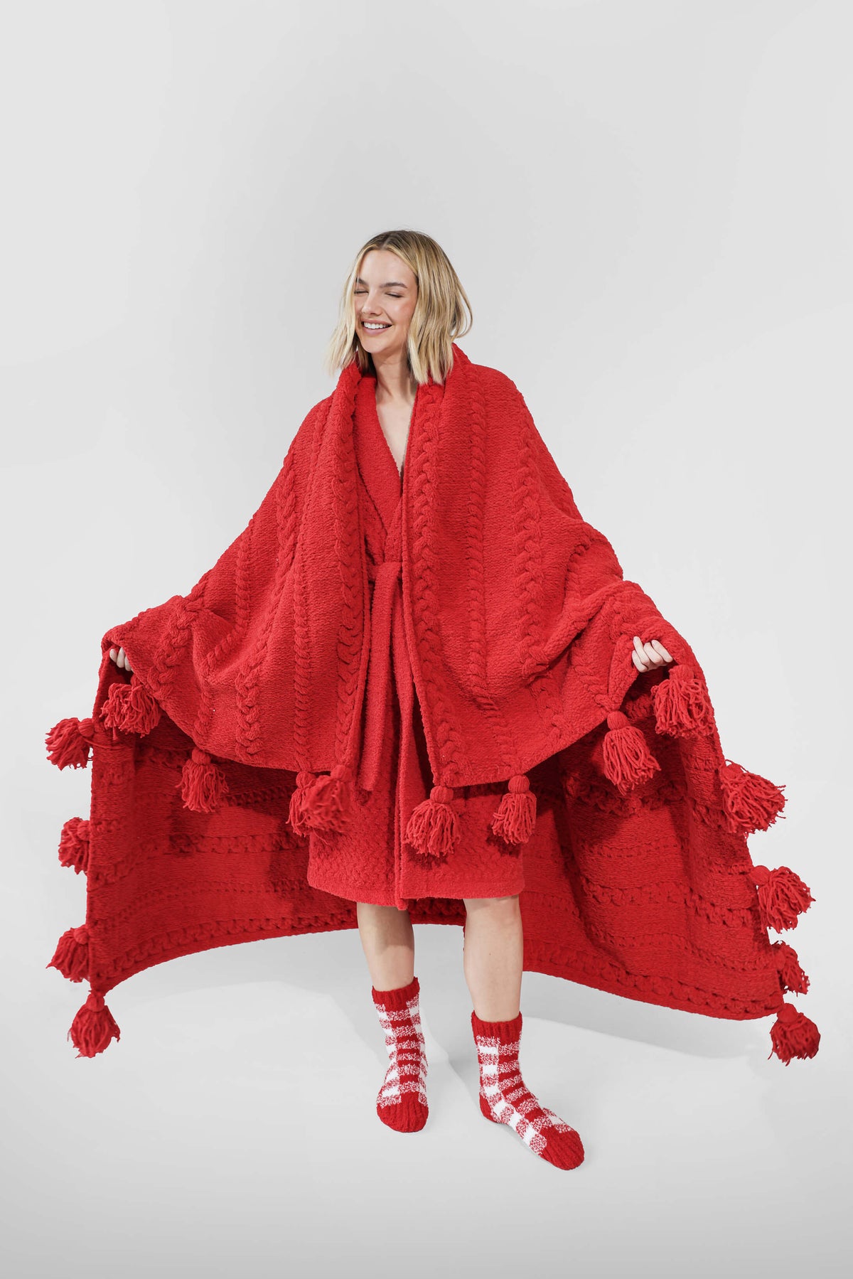 Braided Pom Pom Throw