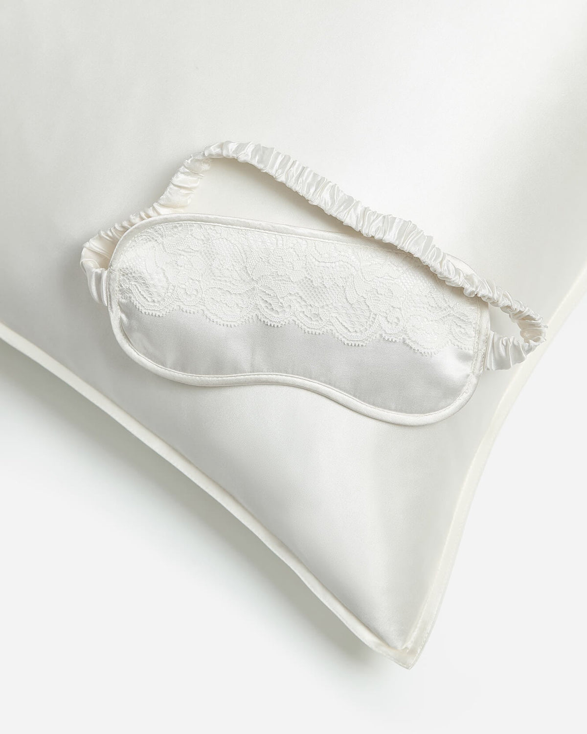 Soft ECOVERO™ Silk Sleep Mask