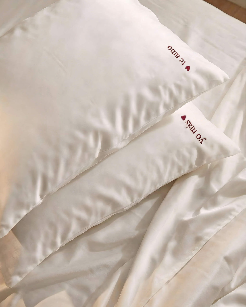 Te Amo Bamboo Viscose Pillowcase Set