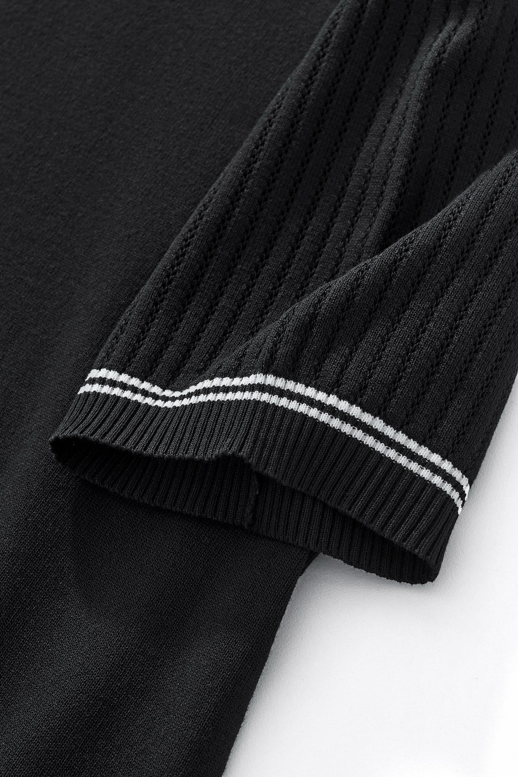 Strato Trim Tee BLACK