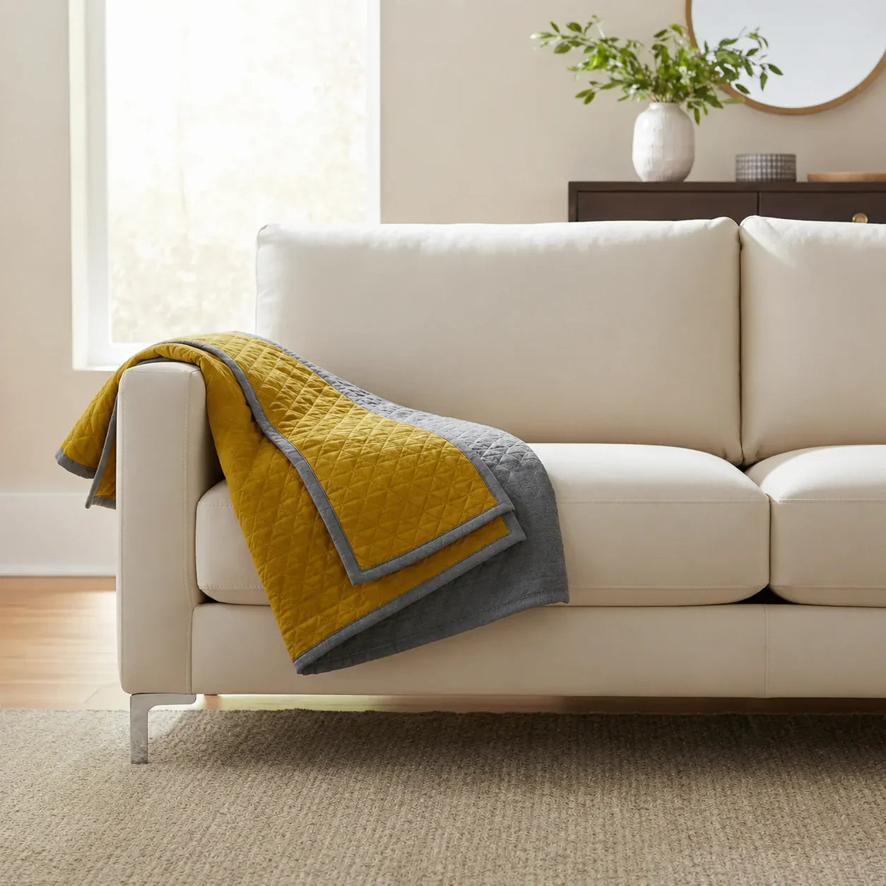 The Estate Reversible Quilt Lounger