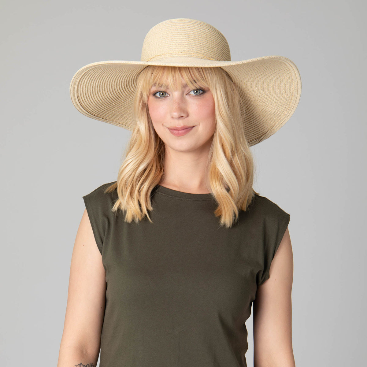 Women's Water Repellent Floppy Hat with Tie