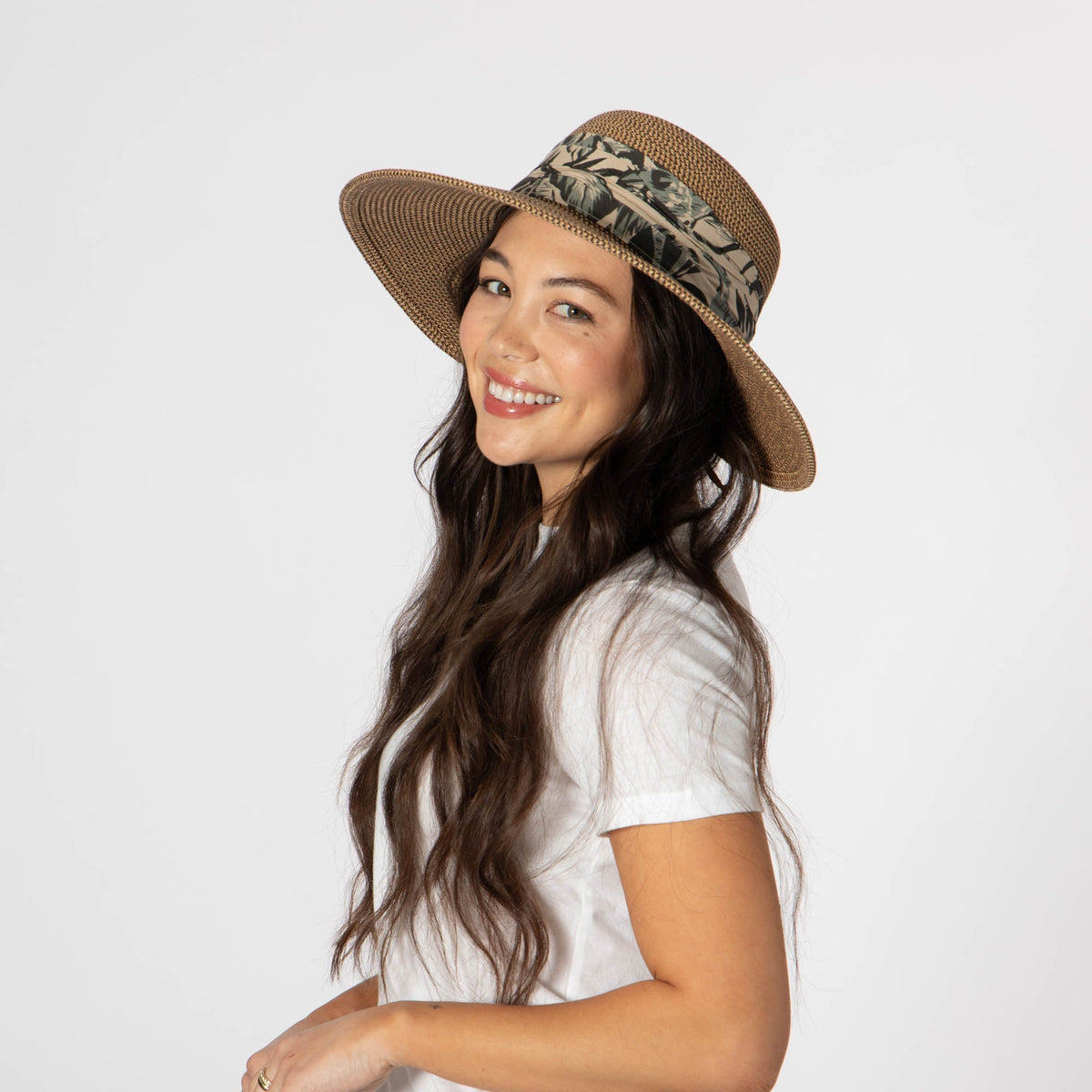 Bay - Women's Ultrabraid Round Round Crown Face Saver Hat (UBM6834)