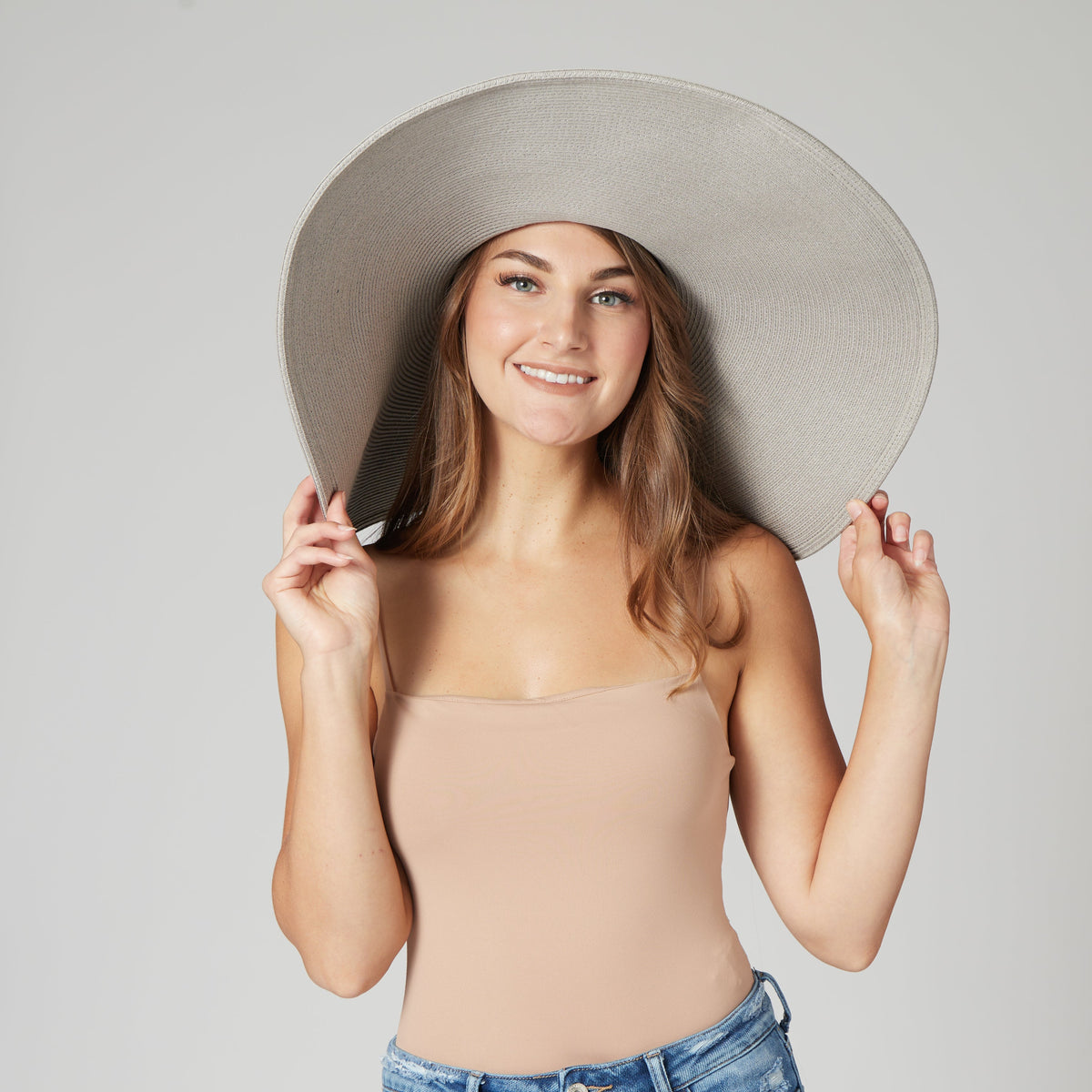 Women's Ultrabraid XL Brim Floppy Hat