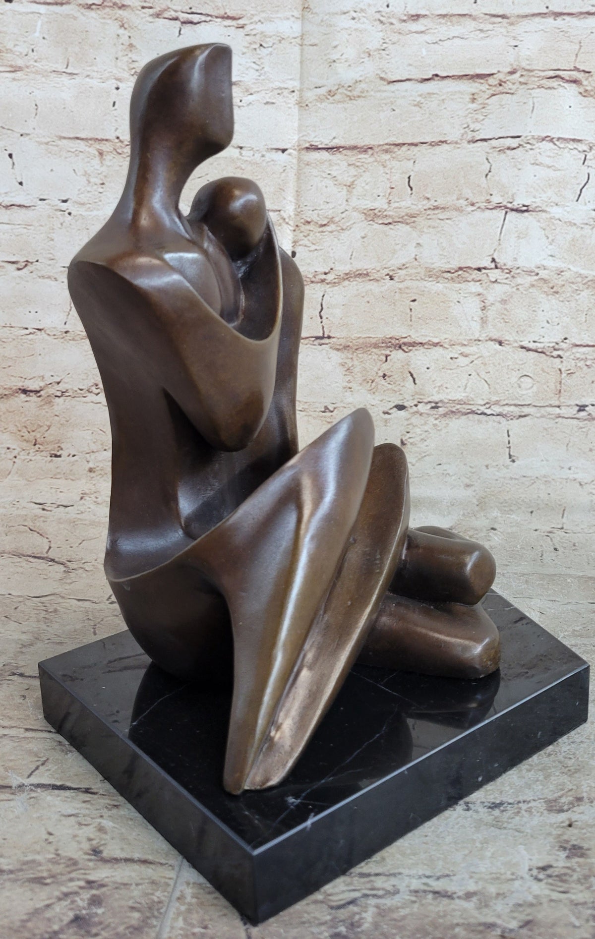 Abstract Modern Art Couple Embracing Romantic Lovers Anniversary Bronze Metal Sculpture