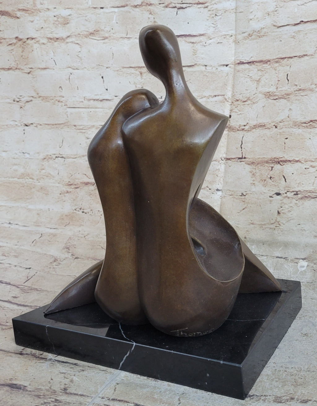 Abstract Modern Art Couple Embracing Romantic Lovers Anniversary Bronze Metal Sculpture