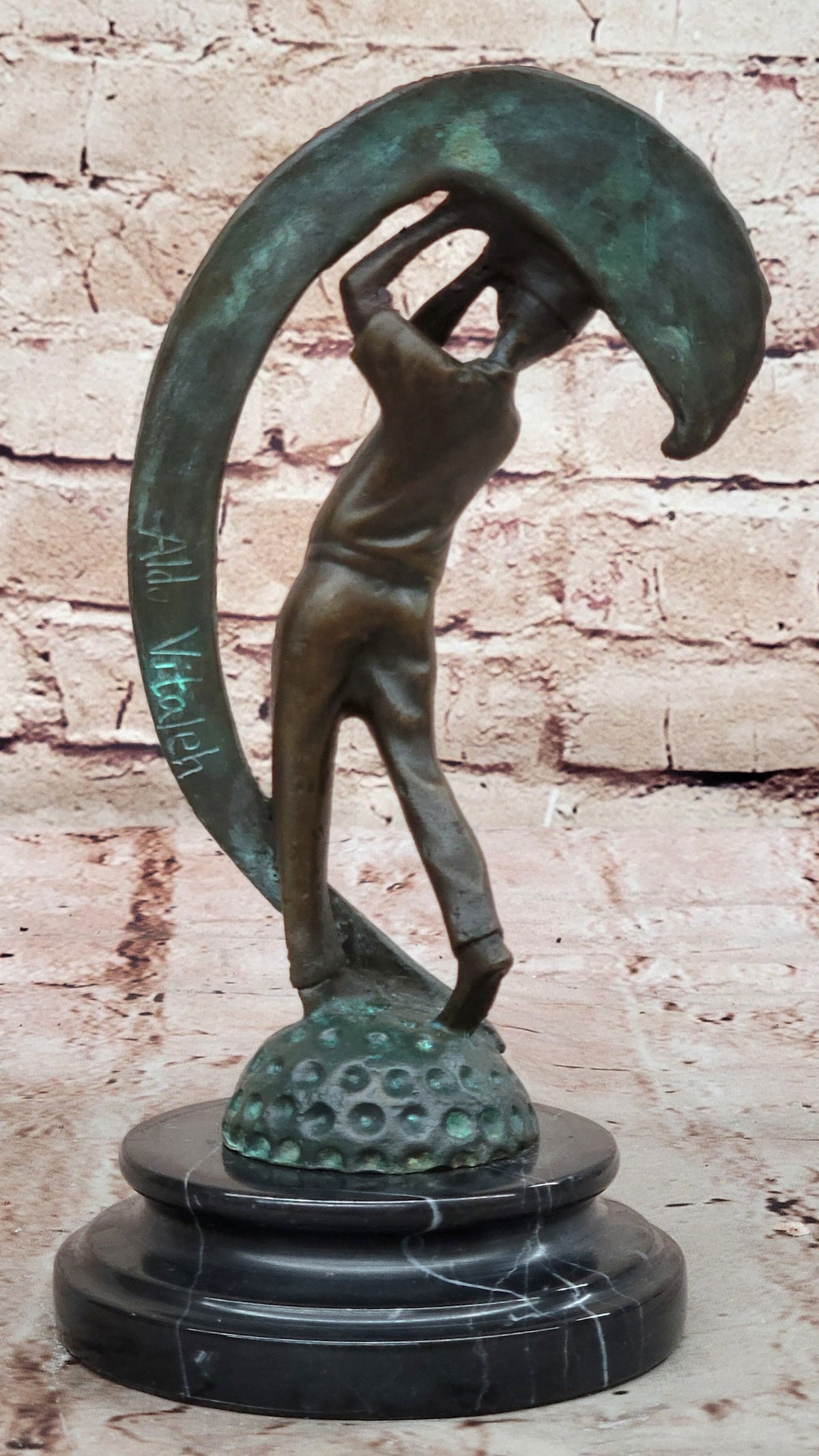 Bronze Golfer Swing Sculpture on Marble Base – Modern Golf Art