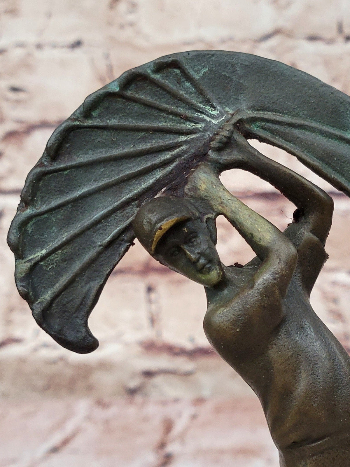 Bronze Golfer Swing Sculpture on Marble Base – Modern Golf Art