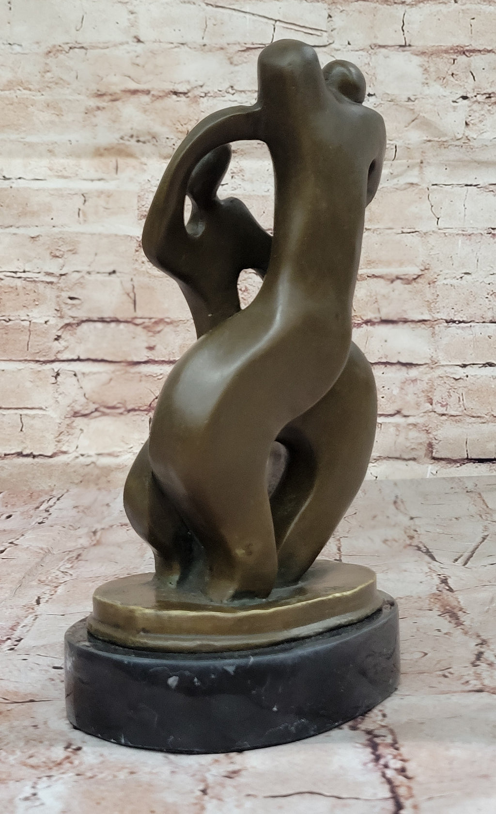Abstract Bronze Sculpture of Embracing Figures – Contemporary Art on Marble Base