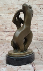 Abstract Bronze Sculpture of Embracing Figures – Contemporary Art on Marble Base