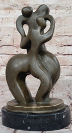 Abstract Bronze Sculpture of Embracing Figures – Contemporary Art on Marble Base