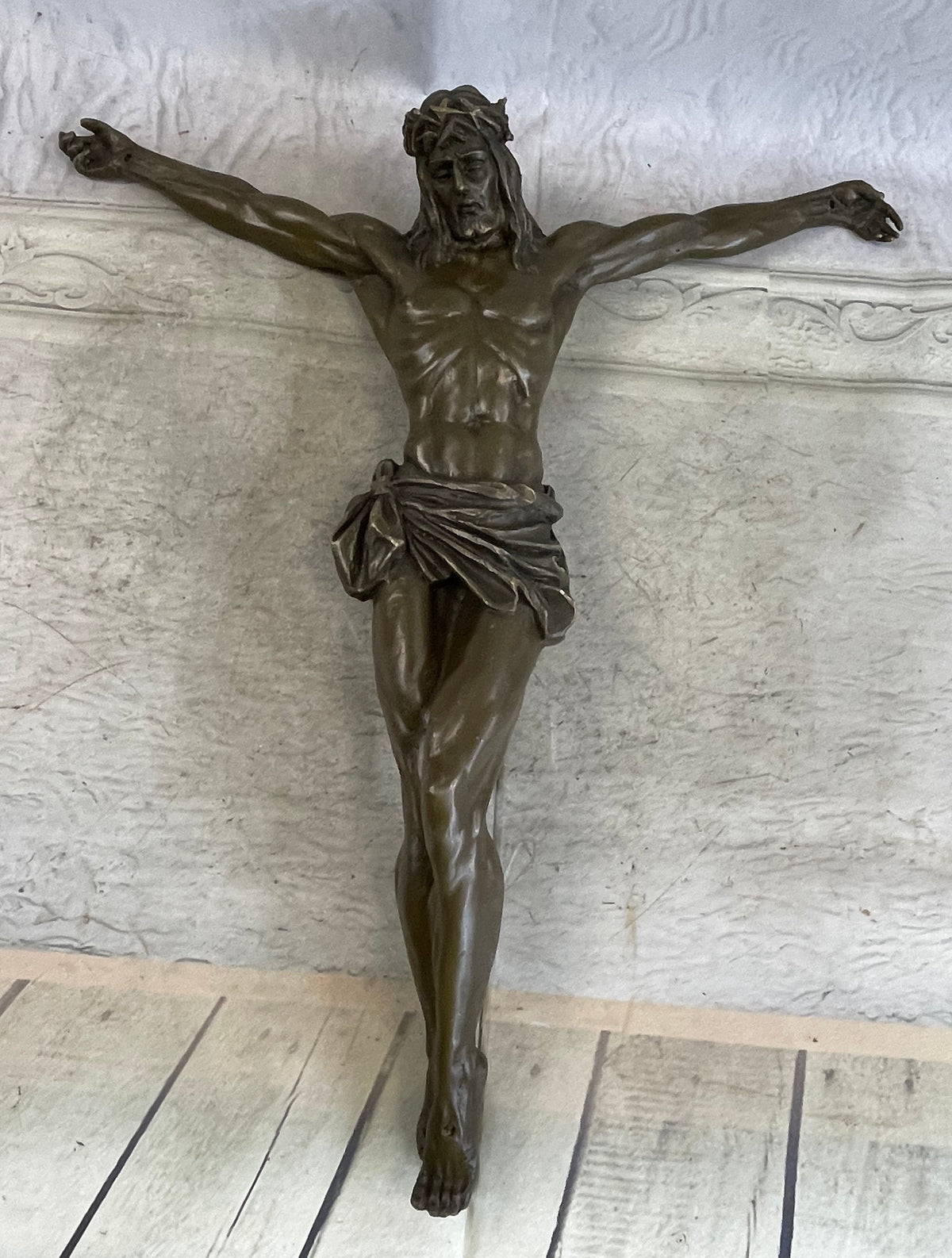 Jesus Christ on Cross Wall Hanging Crucifix Sculpture 18.5" x 17.5"