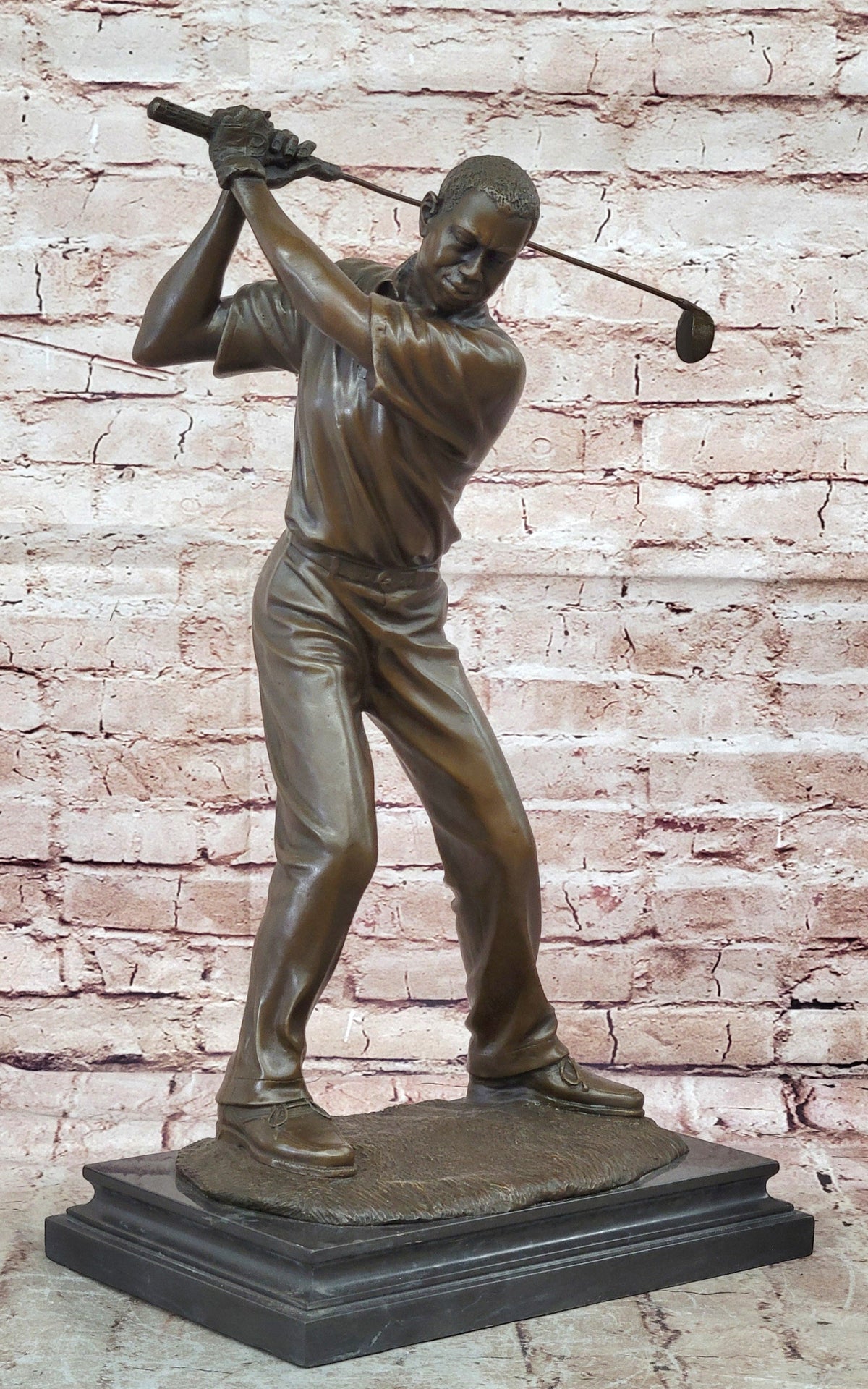 Bronze Golfer Sculpture – Golf Swing Figurine Statue for Home or Office