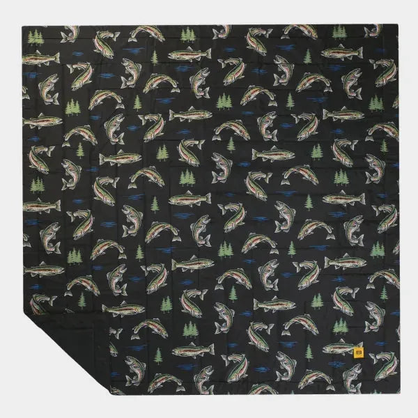 XL Outdoorsy™ Blanket