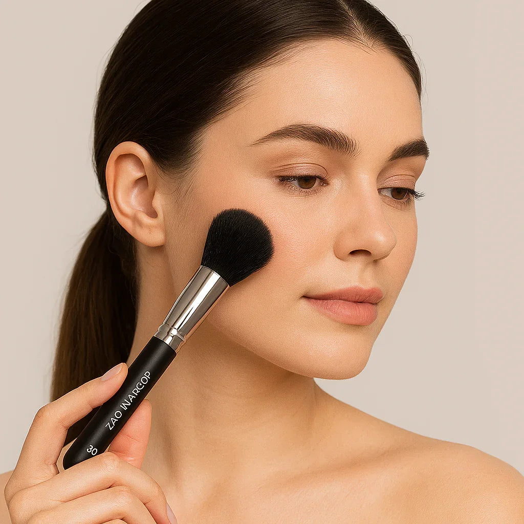 LARGE FLAT POWDER BRUSH