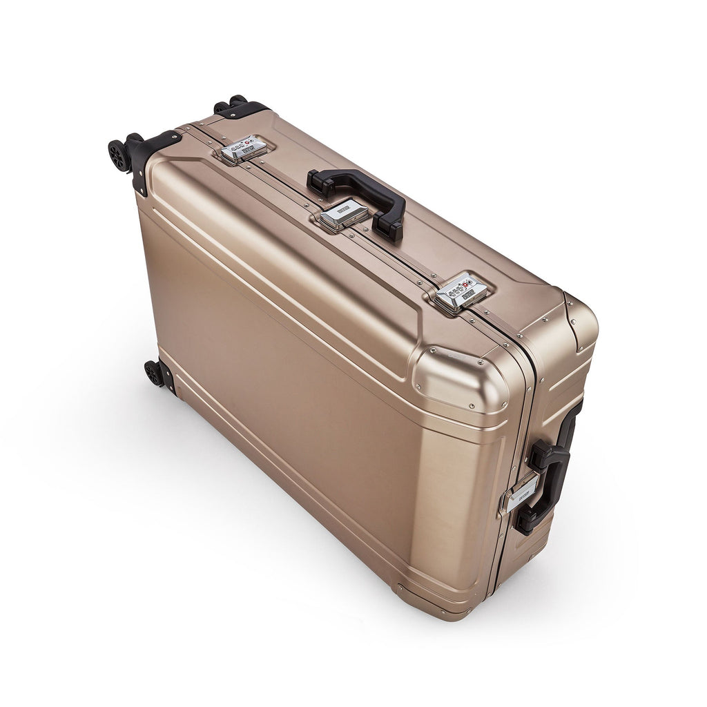 Geo Aluminum |   30" Spinner Travel Case
