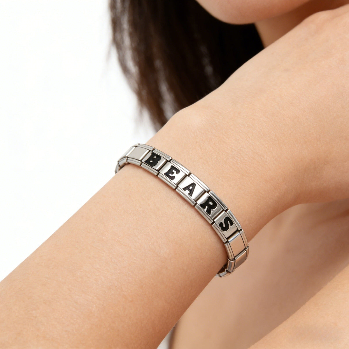 Chicago Bears Italian Charm Bracelet – Perfect Valentine’s Day, Holiday & Any Occasion Gift for Fans