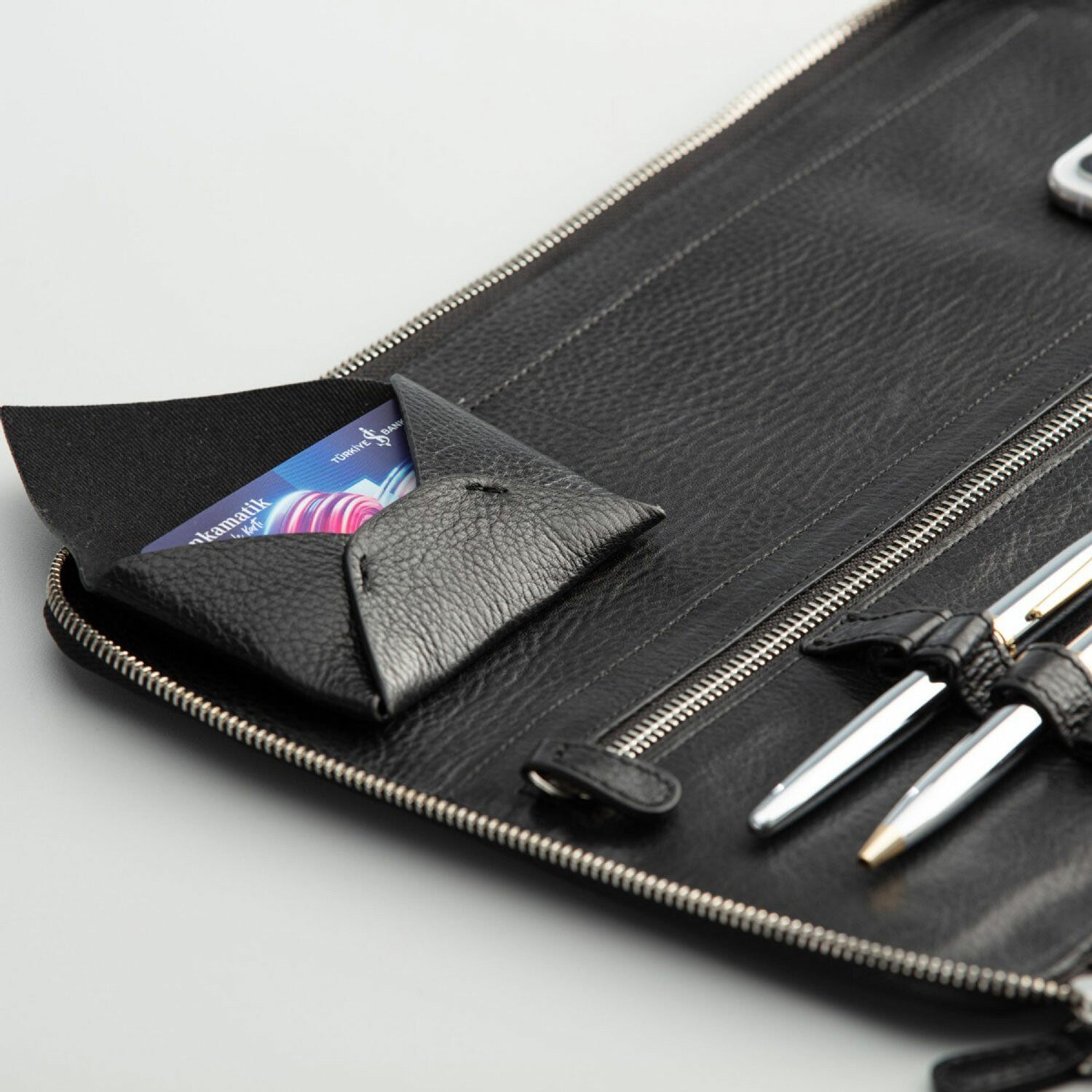 MacBook Pro Organizer // Black