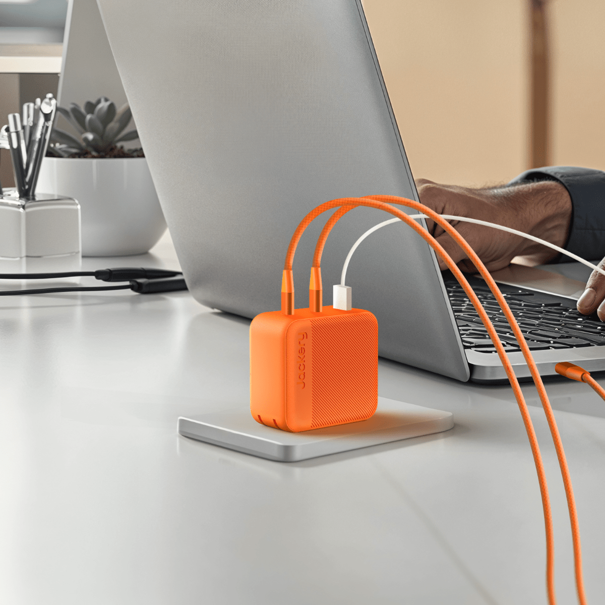 [Add-on]Jackery 102W GaN 3-Port Fast Charger