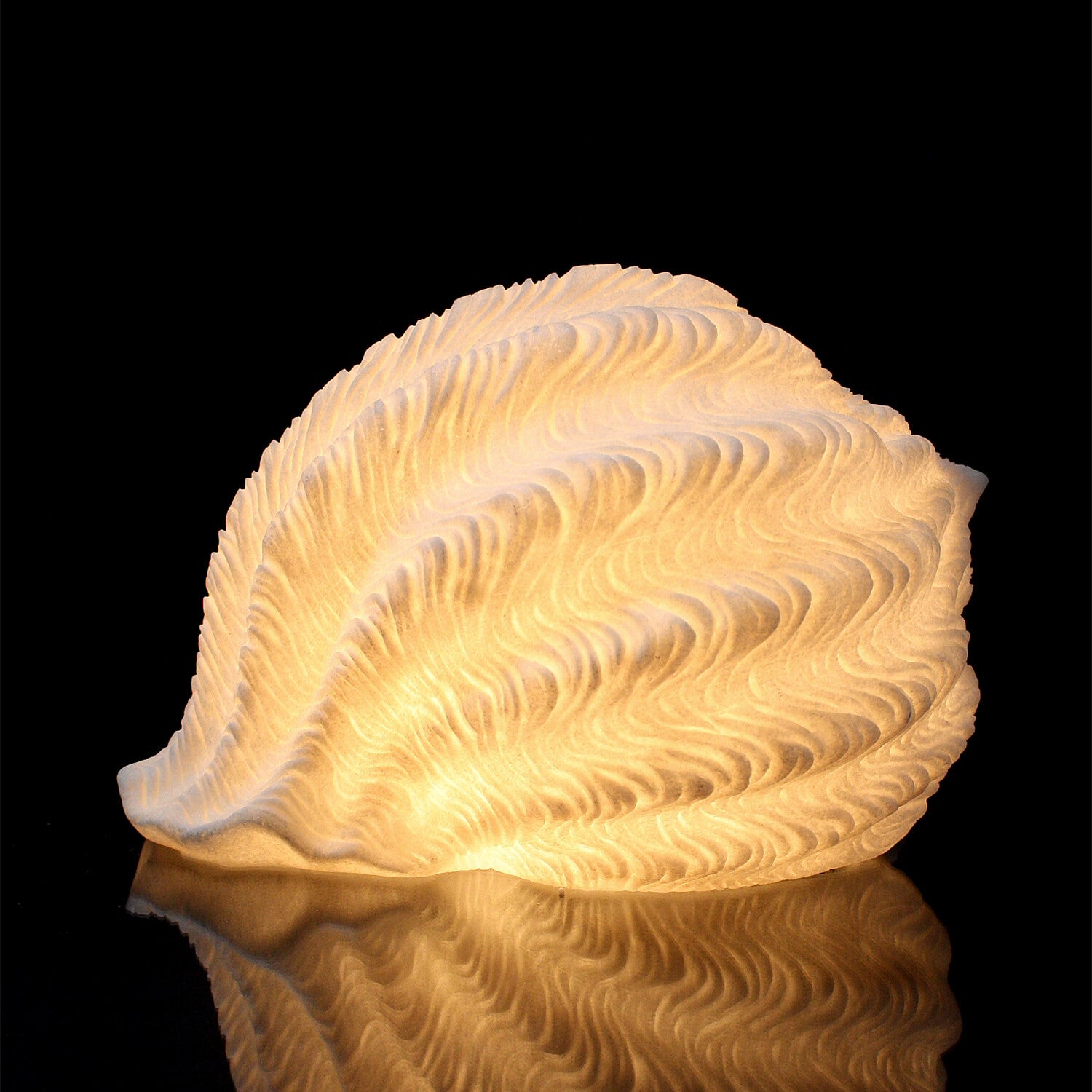 Cast Resin Tonna Galea Lamp