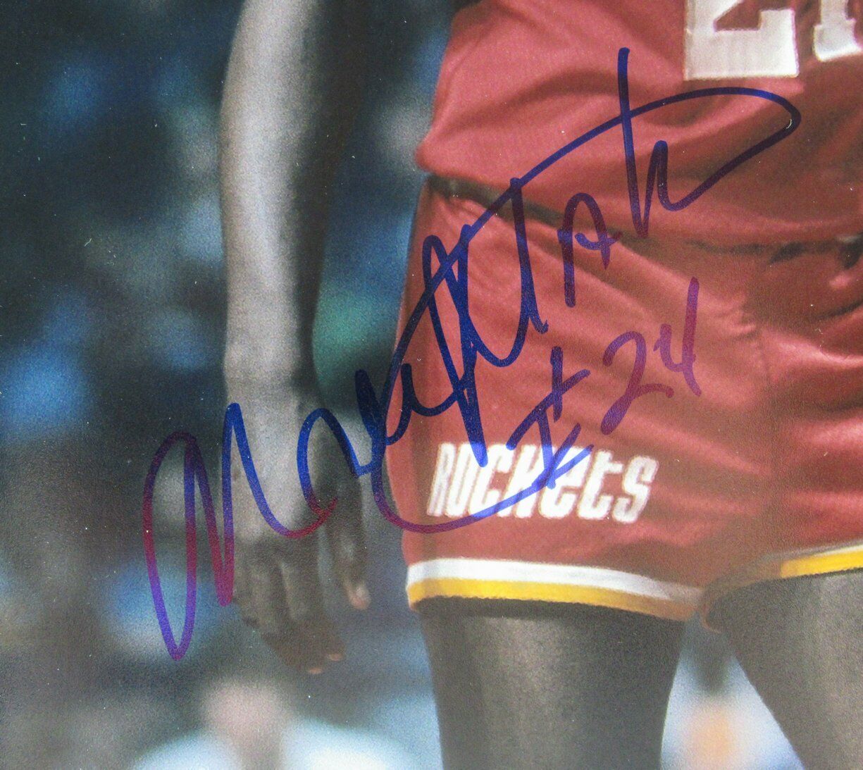 Moses Malone HOF Houston Rockets Signed/Autographed 11x14 Photo JSA 160853