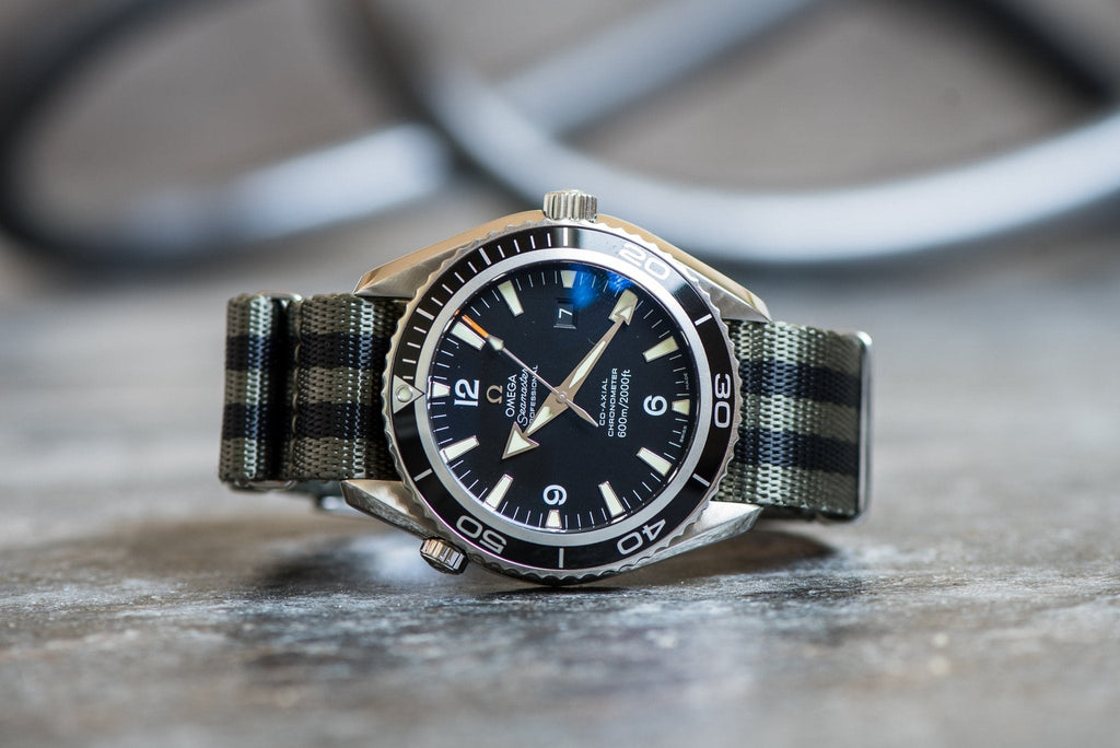 AlphaShark - Bond Reverso