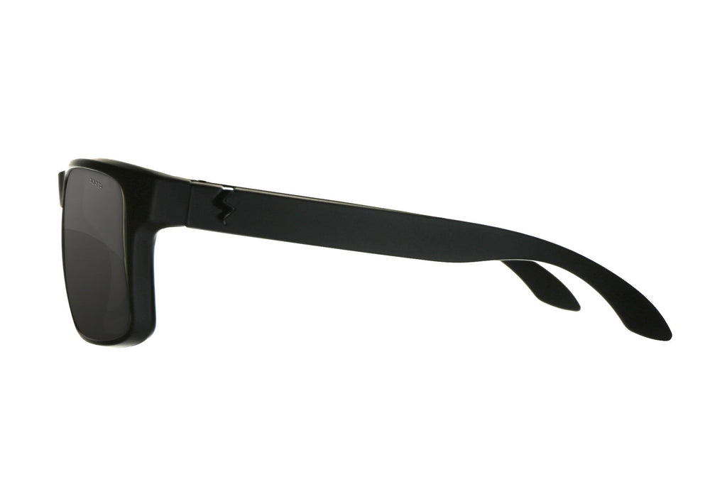 Egmont | Black Out
