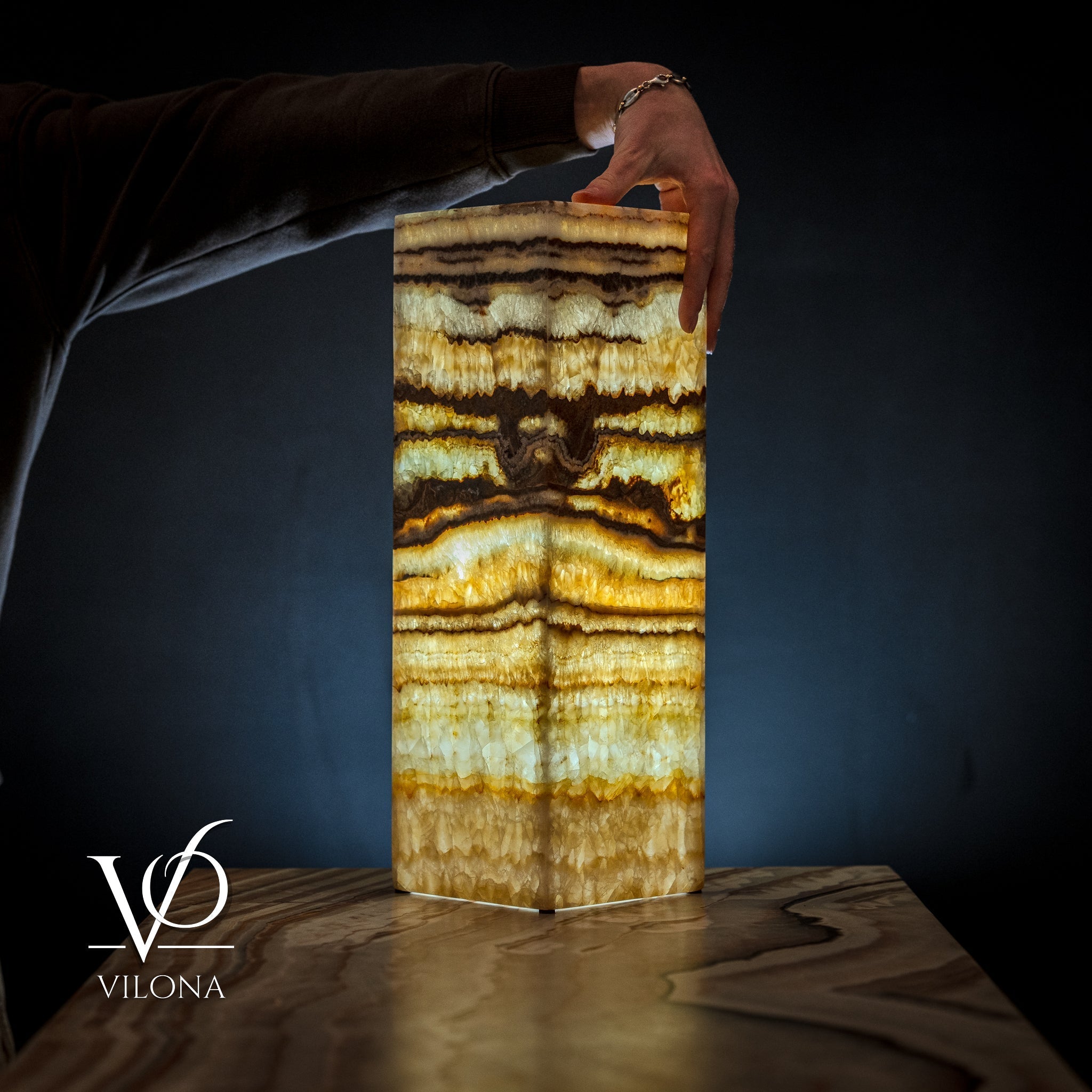 Aqua Onyx Square Table Lamp (Small #64)