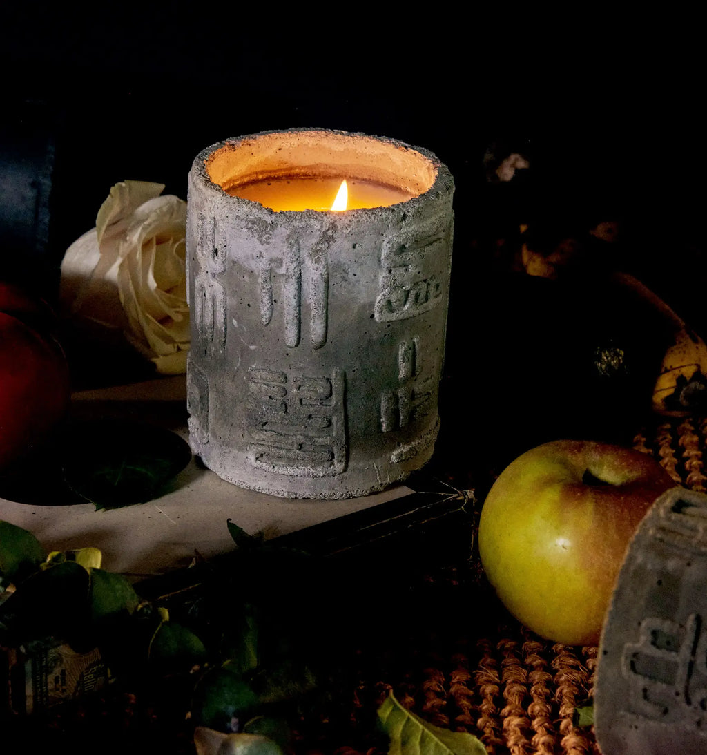 Artifact Candle