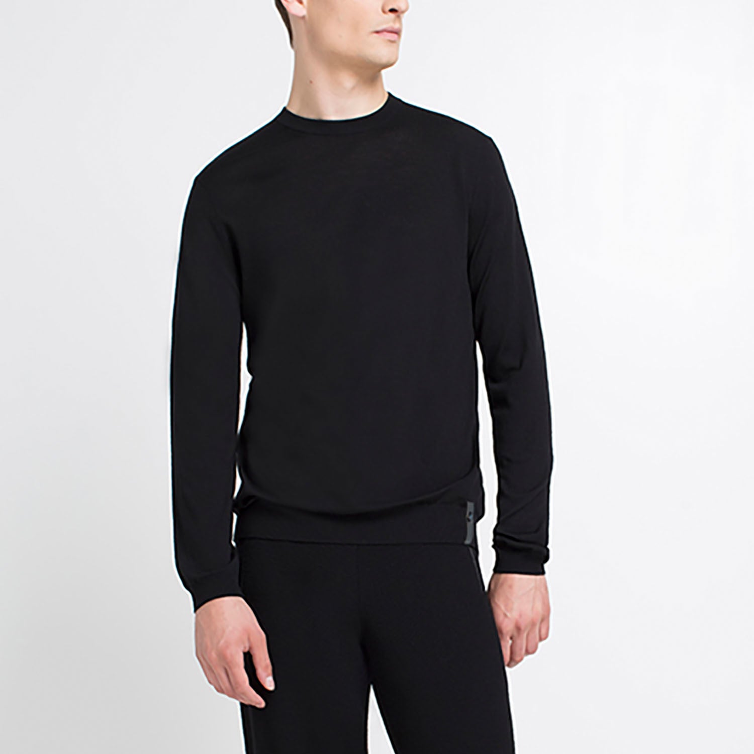 Solid Crew-Neck Sweater // Black