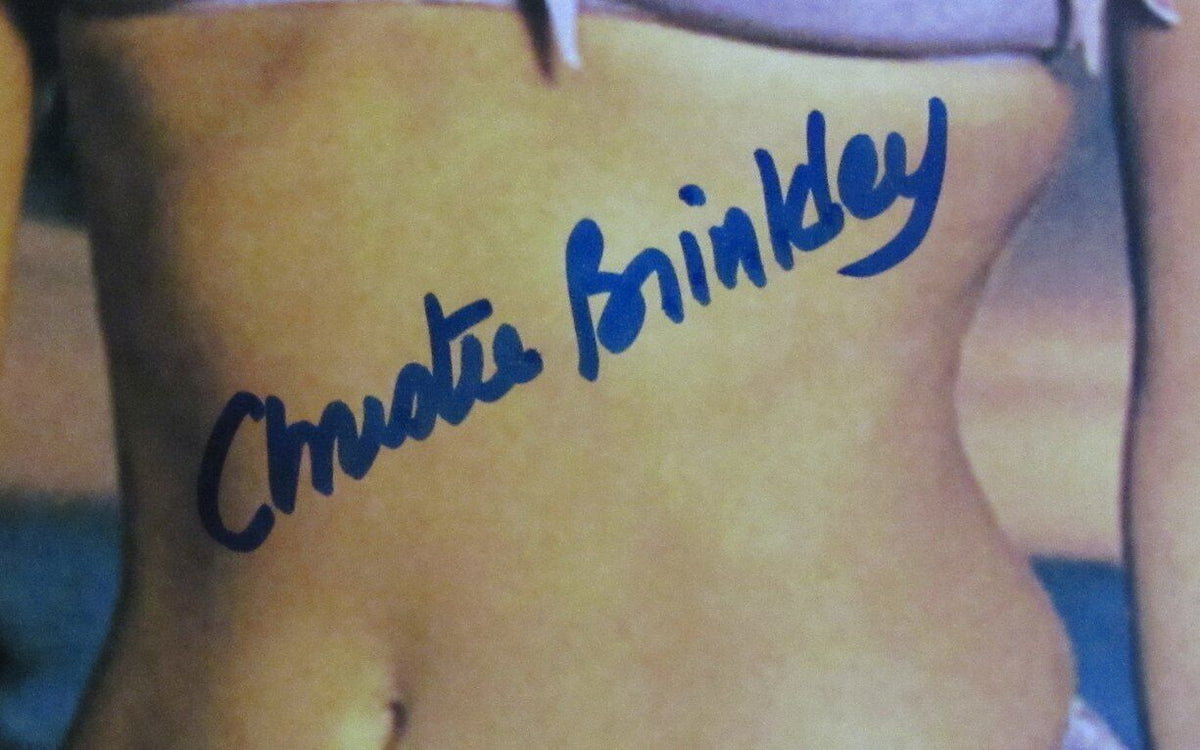 Christie Brinkley Autographed 11x14 1981 Sports Illustrated Cover Photo Beckett