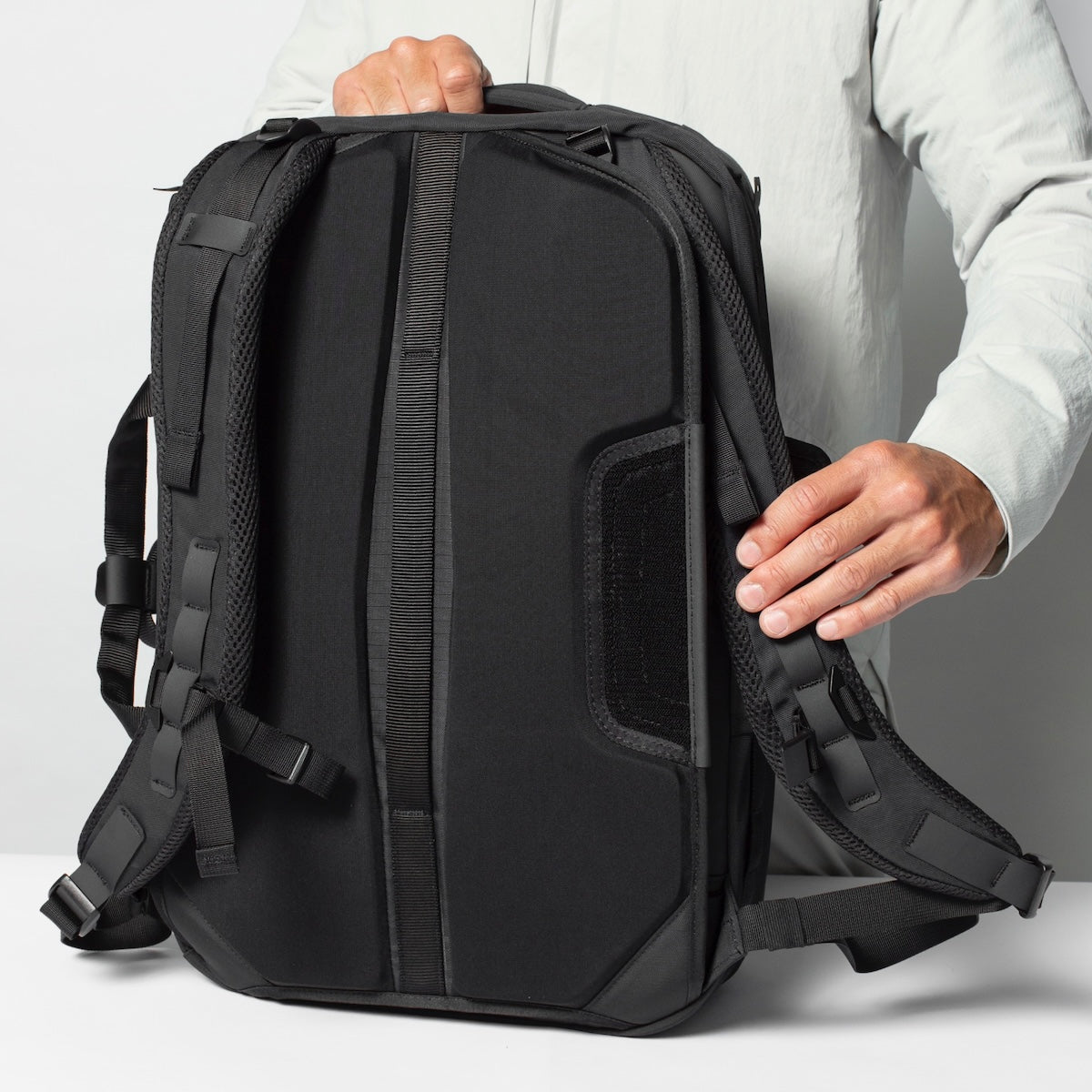 FORGE 40 EMBERTEX™ PFAS FREE - JET BLACK : 30L - 40L EXPANSION