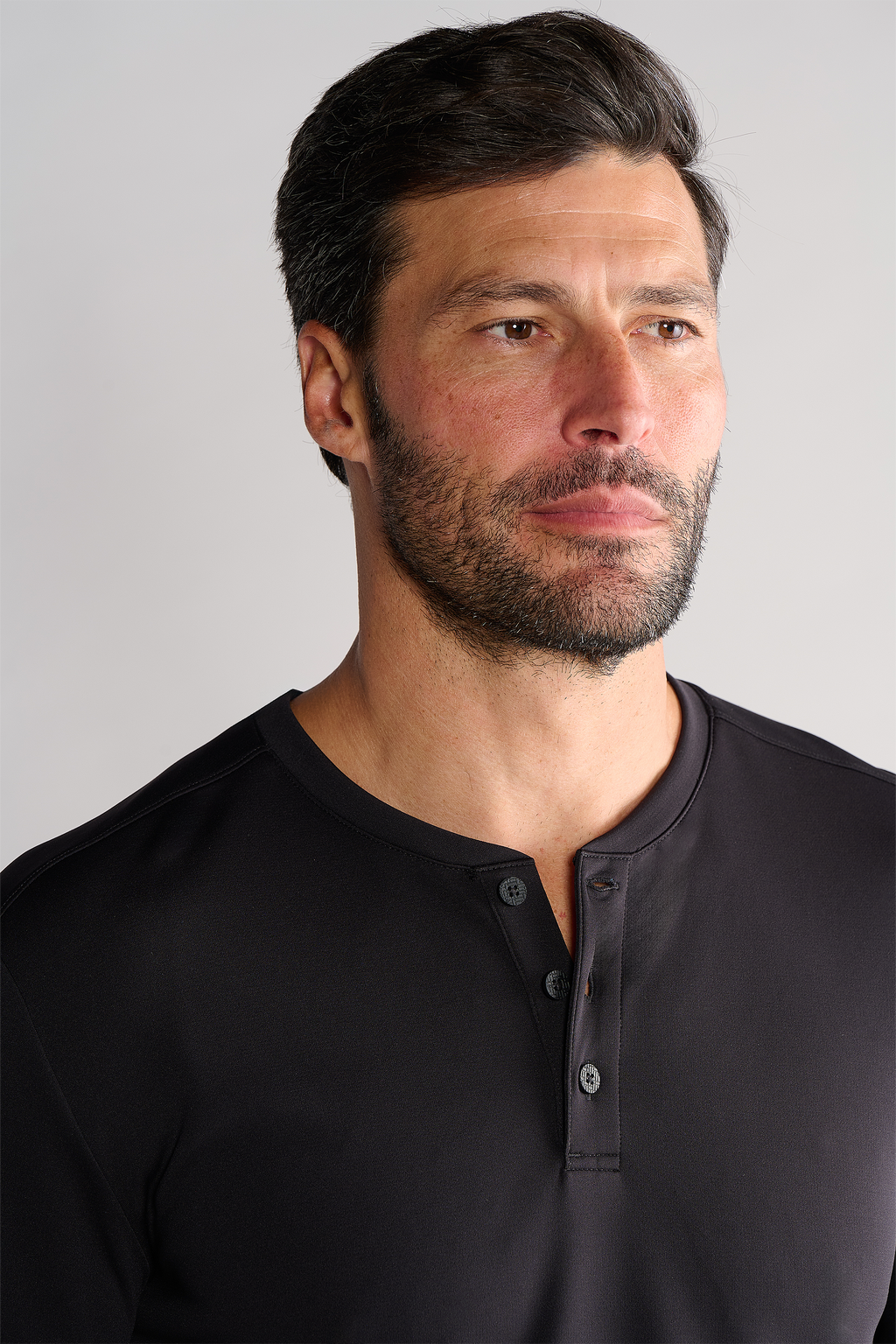 Performance Henley