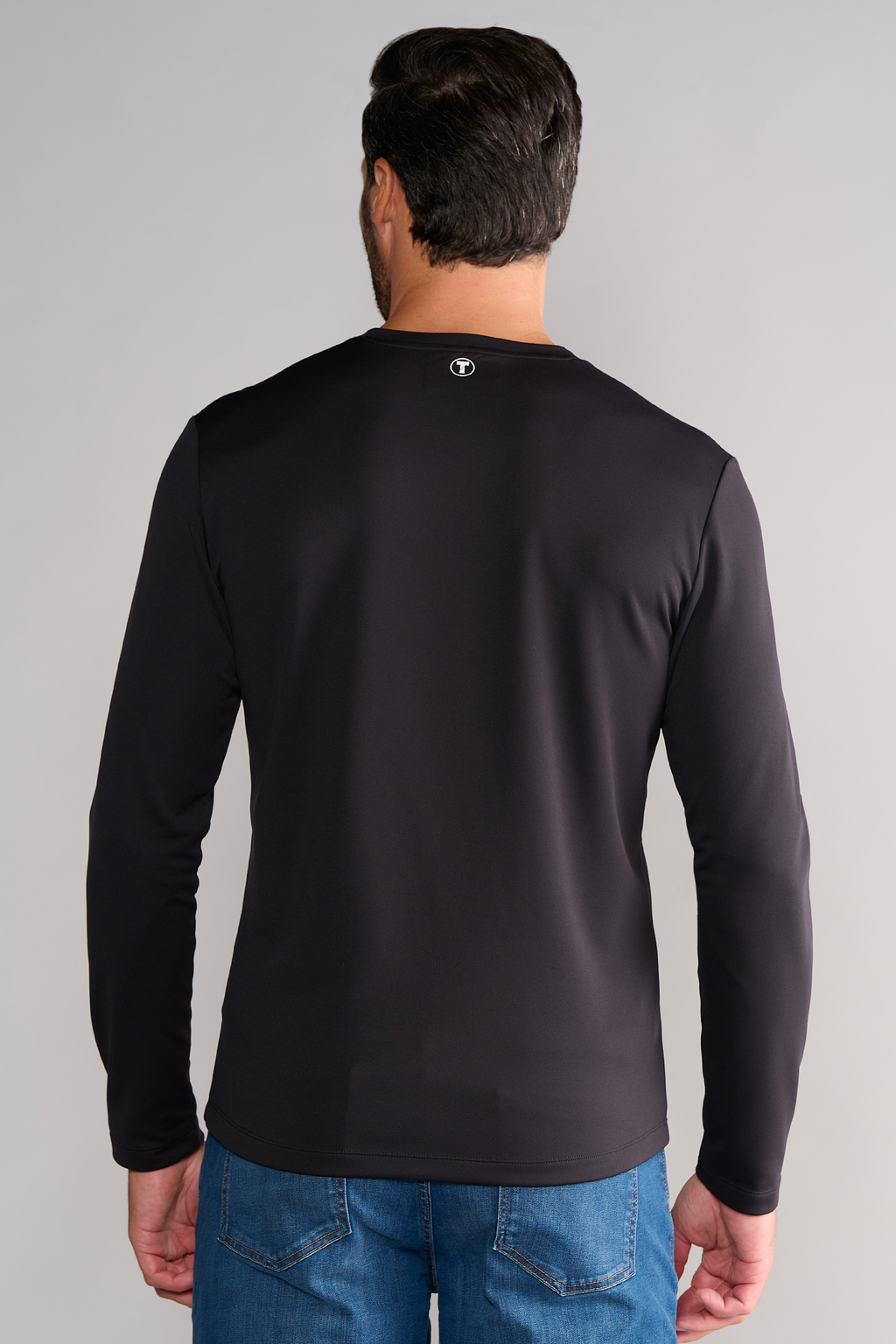 Performance Henley