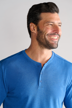 Performance Henley