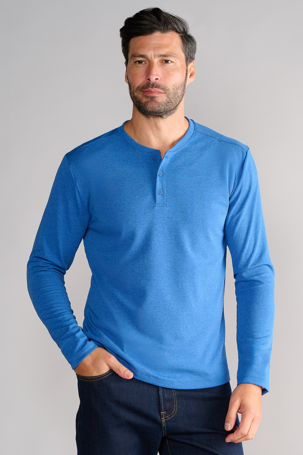 Performance Henley