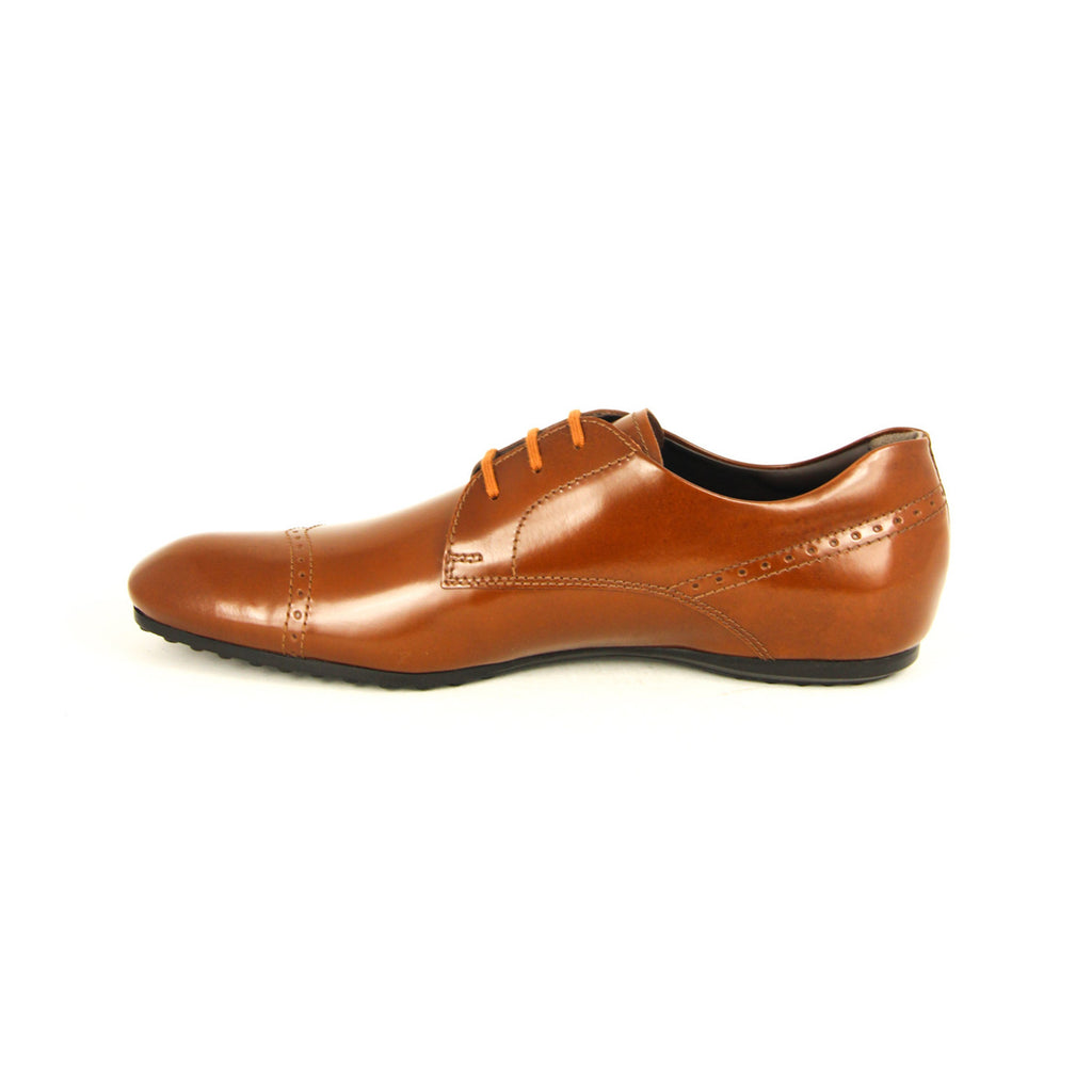 Tod's // Dress Shoes // Tan