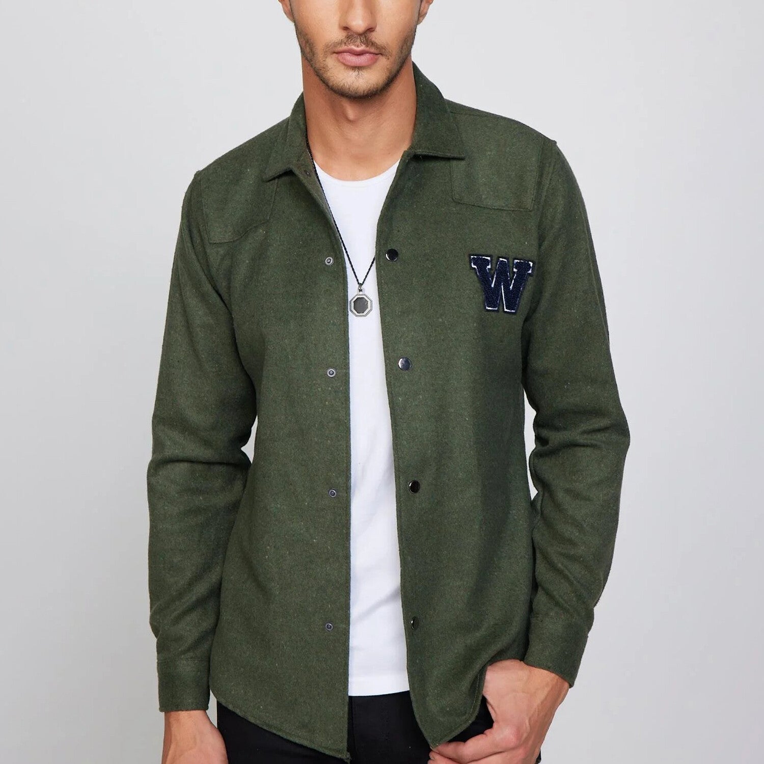 Slim Fit Stamped Snap Fasteners with Logo // Green