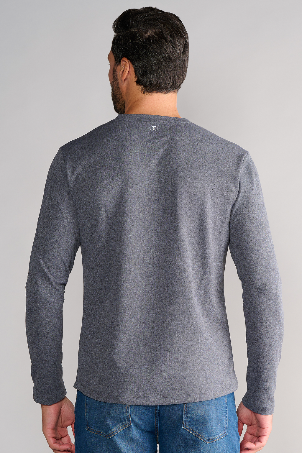 Performance Henley
